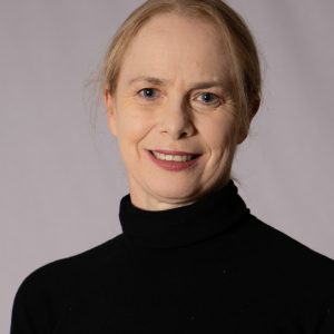Dr Carolyn Ross